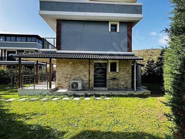 Seferihisar da Denize 200 metre de Muhteşem Müstakil Villa - Görsel 2