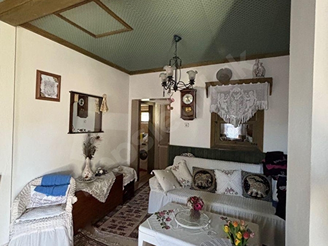 DOĞAYLA İÇ İÇE SATILIK YAYLA EVİ - Görsel 9