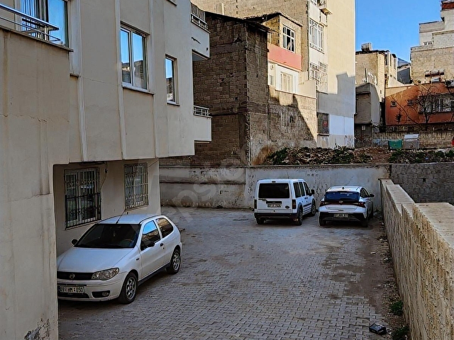 GÜZEL KONUMDA, SIFIR AYARINDA,HASARSIZ, İSKANLI, GENİŞ BALKONLU - Görsel 15