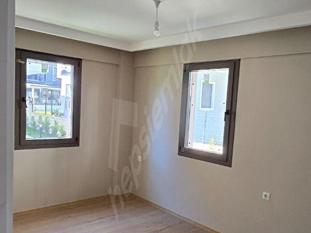 KÖYCEĞİZ GELİŞİM MH. SİTE İÇERİSİNDE SATILIK GİRİŞ KAT 1+1 DAİRE - Görsel 5