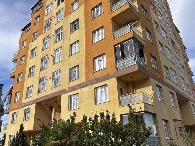 TURYAP TAN BAŞAKŞEHİR ONURKENT TE 125 M2 3+1 SATILIK DAİRE