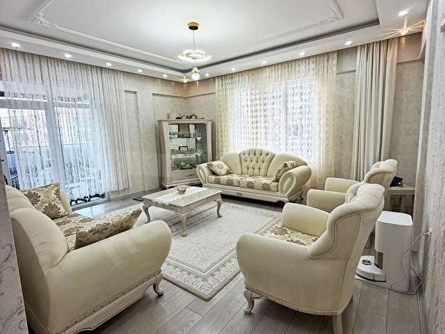 BELKIZDA CADDE ÜZERİ ARAKAT GENİŞ CAM BALKON MASRAFSZ 3+1 DAİRE - Görsel 4
