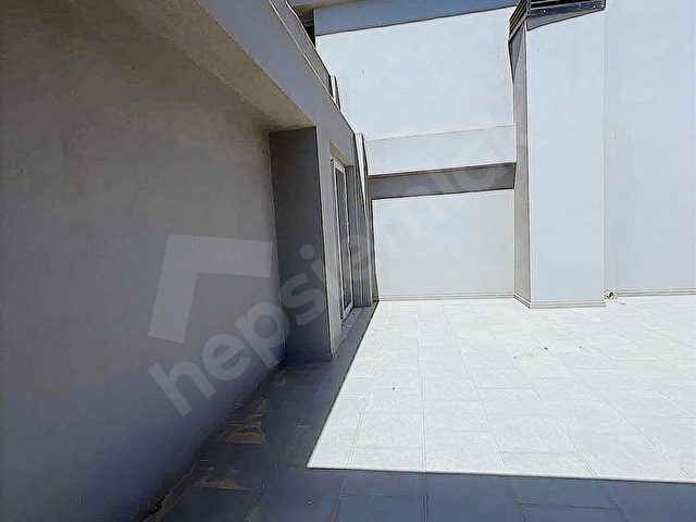 İzmir Yükselen Değeri Yücesoy Statüde 3+1 Teraslı Sıfır Daire - Görsel 8