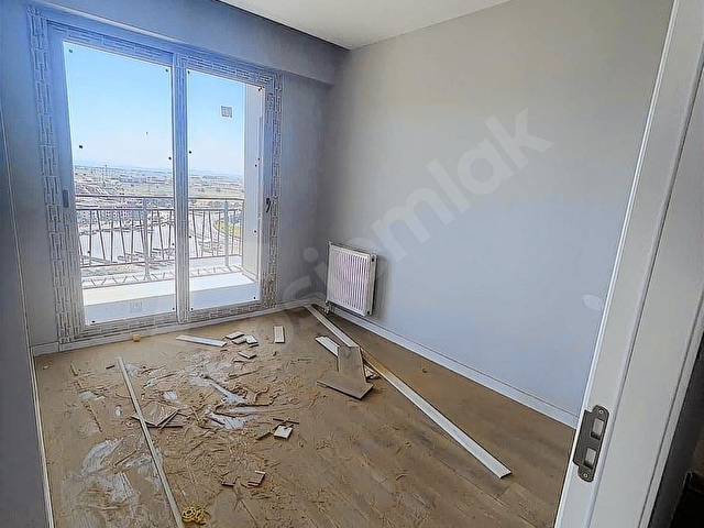 İzmir Yükselen Değeri Yücesoy Statüde 3+1 Teraslı Sıfır Daire - Görsel 15
