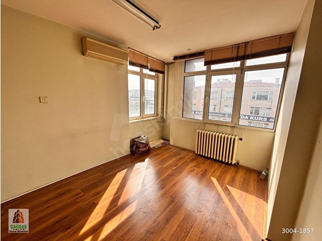 ÇAĞDAŞ TAN KİRALIK KIZILAY MİTHATPAŞA CAD. ÜZERİNDE ÖN CEPHE 2+1 OFİS - Görsel 23