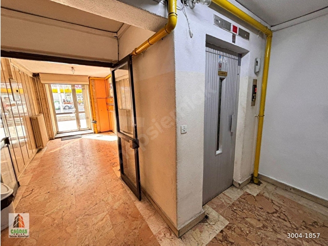 ÇAĞDAŞ TAN KİRALIK KIZILAY MİTHATPAŞA CAD. ÜZERİNDE ÖN CEPHE 2+1 OFİS - Görsel 12