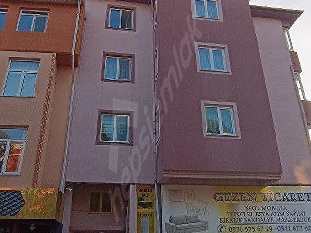 Edirne Merkez Eski İst. Cad. İnönü ilkokulu karşısında satılık 2+1 daire
