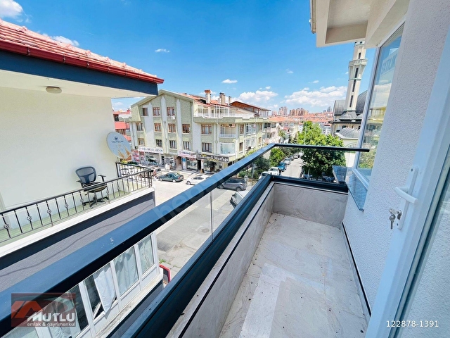 *MUTLUDAN* KABİL CADDESİNDE ÖN CEPHE ÖNÜ AÇIK SIFIR YAPILI 3+1 - Görsel 4