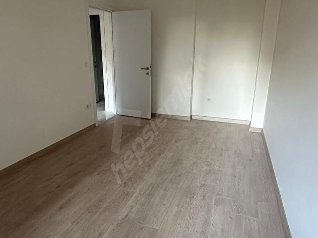 TURYAPTAN KADIKÖY FENERYOLUNDA SIFIR BİNADA KİRALIK 3+1 DAİRE - Görsel 14