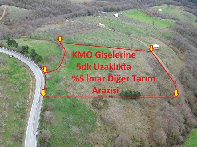 Akmeşede KMO Gişelerine 3KM Uzaklıkta Satılık Tarla