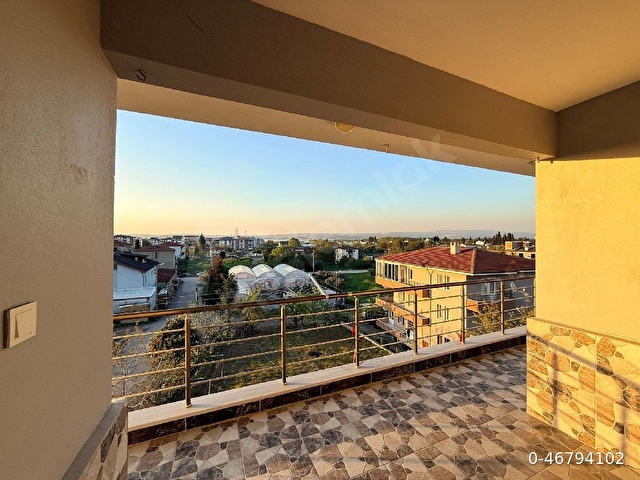 Altınova Merkezde Kiralık 3+1 Geniş ve Kullanışlı Daire - Görsel 11