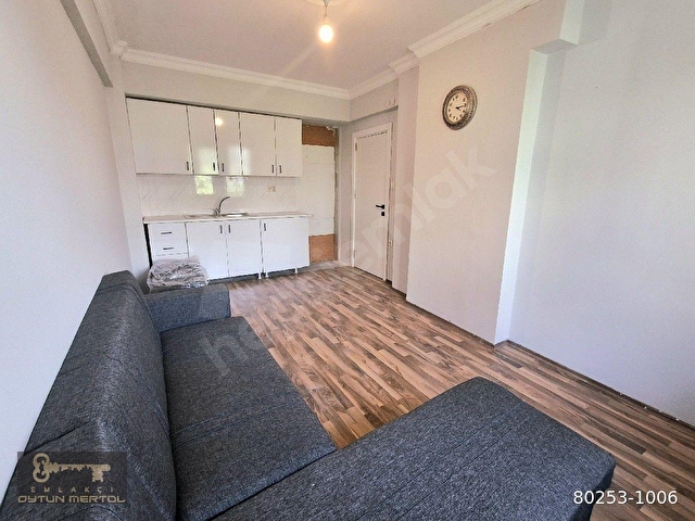 KADIKÖY RASİMPAŞADA KİRALIK 2+1 EŞYALI DAİRE - Görsel 2