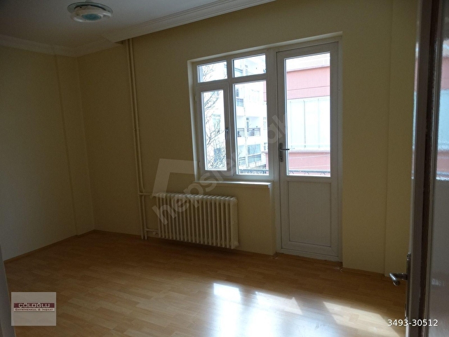 ÇÖLOĞLUNDAN DİKMEN CADDE ÜZERİNDE ARA KAT 3+1 BAĞIMSIZ YAPILI - Görsel 16