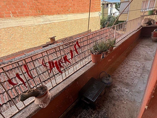 FATİH’DE ACİL SATILIK 2 KATLI FIRSAT MÜSTAKİL BİNA… - Görsel 27