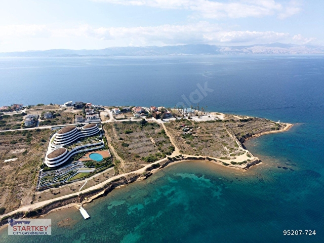 Çeşme Fenerburnunda Satılık Villa İmarlı Arsa