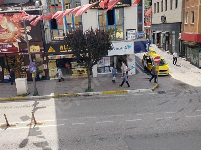 TURYAP BANDIRMADAN ÇARŞI MERKEZDE KİRALIK 3+1 OFİS - Görsel 8