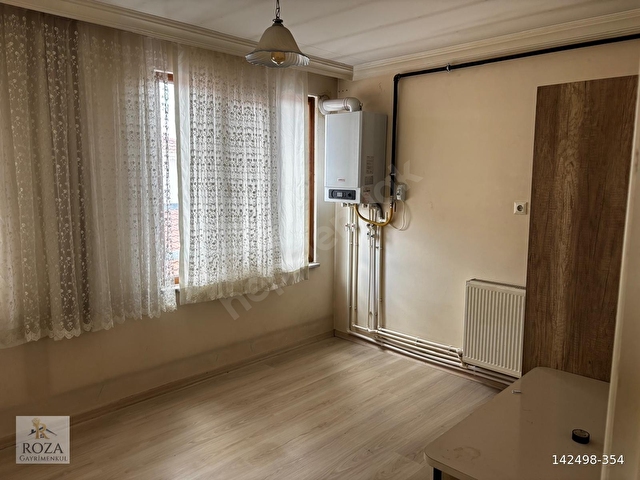 Halife Sultan mahallesi kiralık 1+1 eşyalı apart - Görsel 8