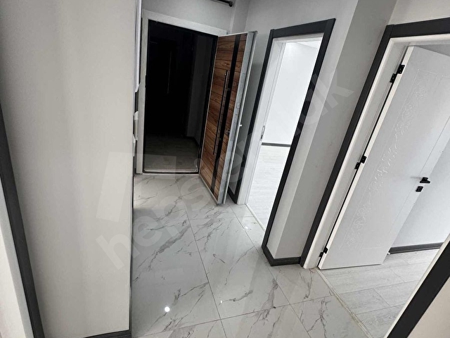 AVLU34 DİBİNDE 2+1 ARAKAT OTOPARKLI BALKONLU ASNSÖRLÜ LÜKS DAİRE - Görsel 20