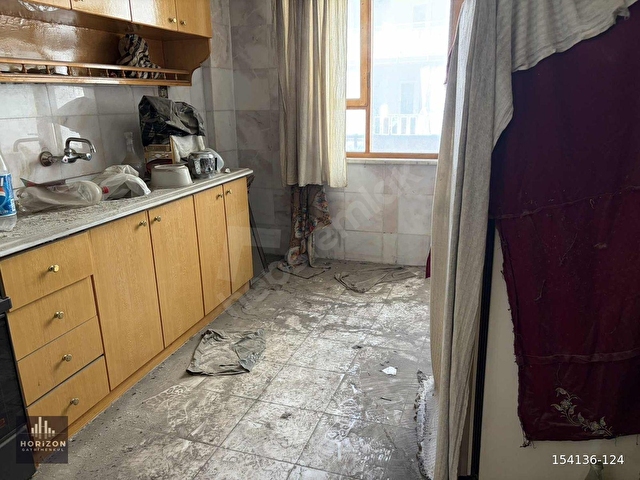 Karaman Mah.de merkezi konumda arakat satılık 2+1 daire