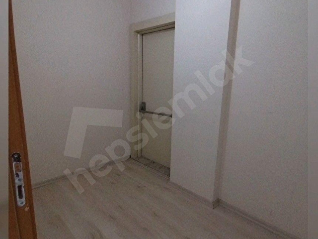 ÇATALAN CADDESİ YENİ ÜNİVERTSİTE YAKINI HASARSIZ İSKANLI KREDİYE UYGUN 3+1 KAPALI MUTFAK - Görsel 19