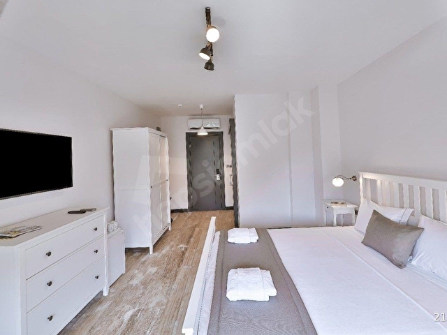 Alaçatı Merkezde Sezona Hazır! 12 Odalı Havuzlu Butik otel - Görsel 18
