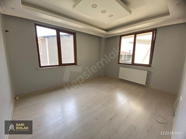 SARI EMLAK TAN EMNİYETTEPE DE KOT 1 DE FERAH 1+1 KİRALIK DAİRE