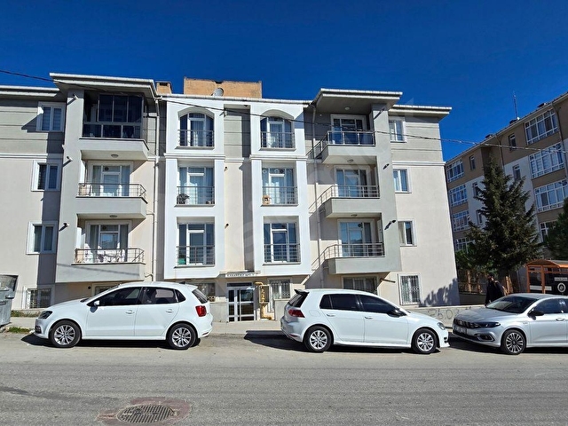 JANDARMA KARŞISINDA KİRALIK 1+1 BOŞ DAİRE