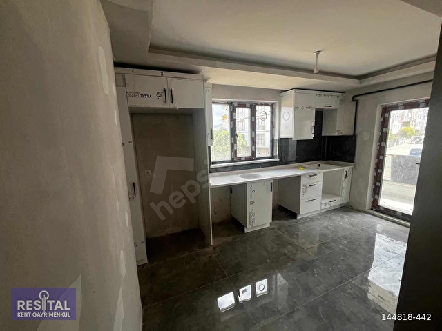 Gürsu İstiklalde Site İçinde, Alttan Isıtmalı Sıfır 3+1 Daire - Görsel 5