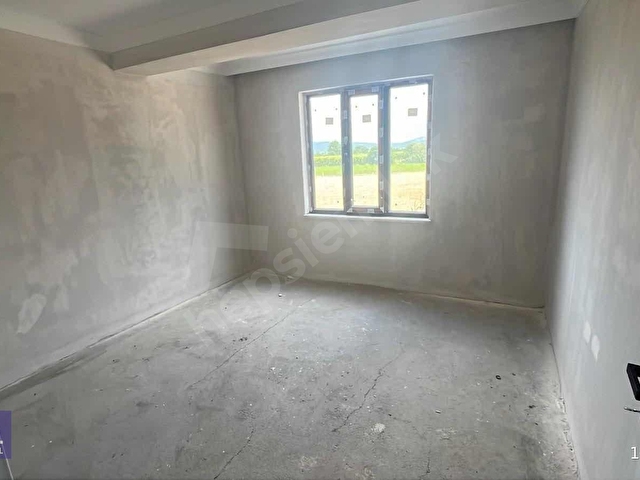 Gürsu İstiklalde Site İçinde, Alttan Isıtmalı Sıfır 3+1 Daire - Görsel 8