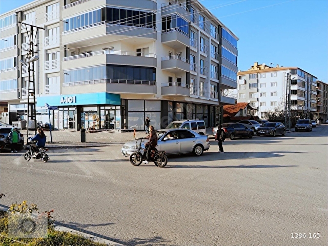 ÇAYIRHANDA BULVAR ÜSTÜ A101 KİRACILI 287 METRELİK 2 ADET DÜKKAN - Görsel 6