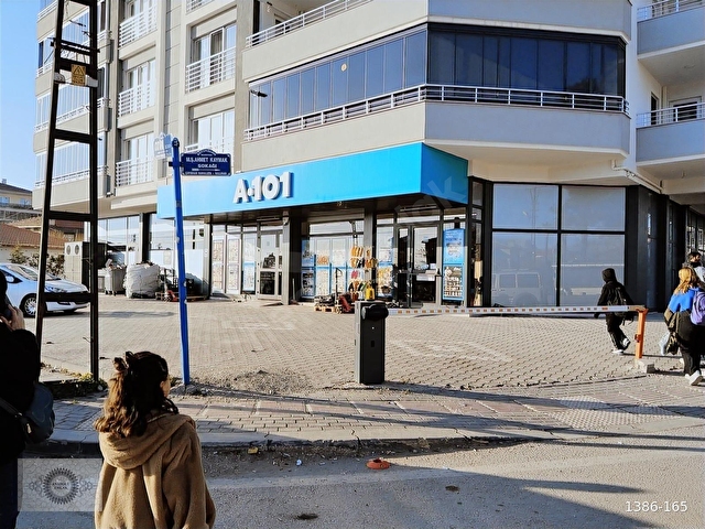 ÇAYIRHANDA BULVAR ÜSTÜ A101 KİRACILI 287 METRELİK 2 ADET DÜKKAN