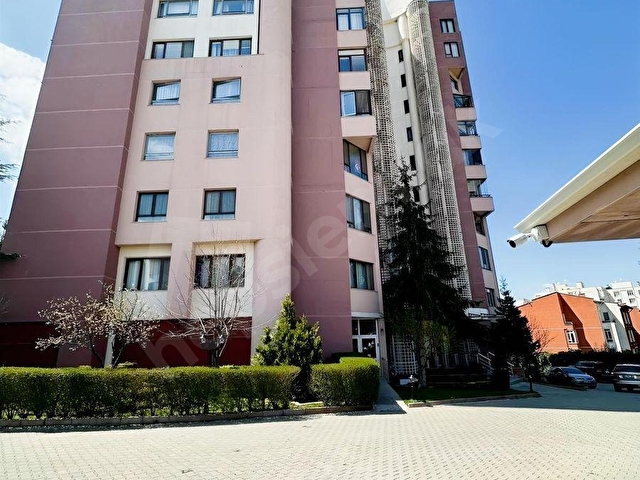 ORAN MAH.ORMAN SİTESİNDE ORMAN MANZARALI SATILIK 5+1 DAİRE - Görsel 2