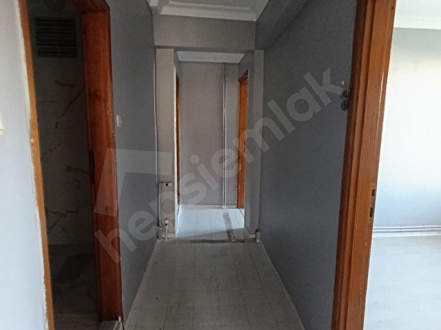 HAS REAL ESTATE GAYRİMENKUL DEN BAHÇELİEVLERDE SATILIK DUBLEX - Görsel 18