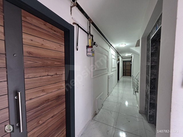 ÜSTÜNELDEN GÖRÜKLEDE CADDEYE YAKIN YENİ BİNADA KİRALIK DAİRE - Görsel 29