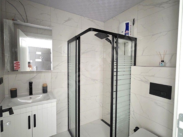 HASTANE BÖLGESİNDE 1+1SIFIR EŞYALI KİRALIK DAİRE - Görsel 4