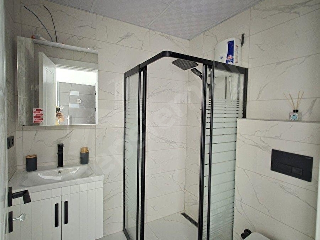 HASTANE BÖLGESİNDE 1+1SIFIR EŞYALI KİRALIK DAİRE - Görsel 5