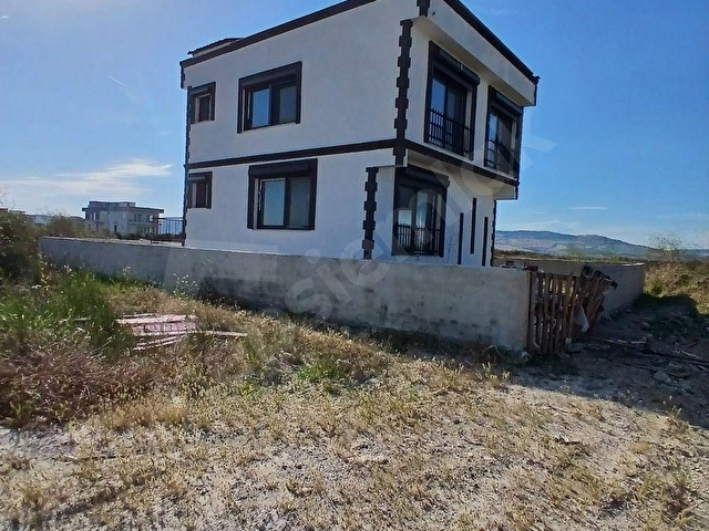 Çanakkale/Lapseki/Umurbeyde 360° Panoramik Teraslı 3+1 Villa - Görsel 6