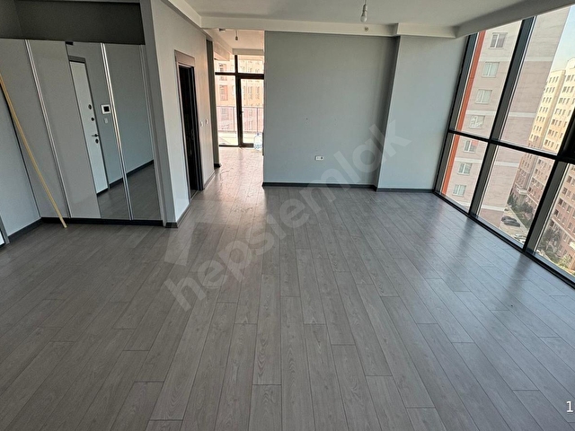 NEK TOWER PLAZADA KIRALIK TERAS BALKON EN GENIŞ DAIRE 1+1 - Görsel 4