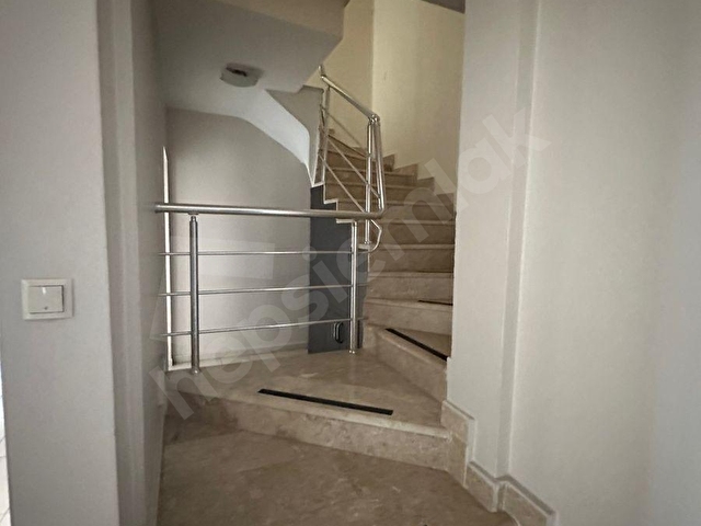 ZİRVE PARK SİTESİNDE DUBLEX TERASLI 6+1 DAİRE - Görsel 21