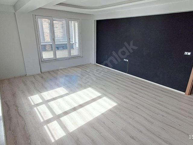 SAYMANDAN SPORKENTTE MERKEZİ KONUMDA KİRALIK 2+1 100 m² DAİRE - Görsel 5