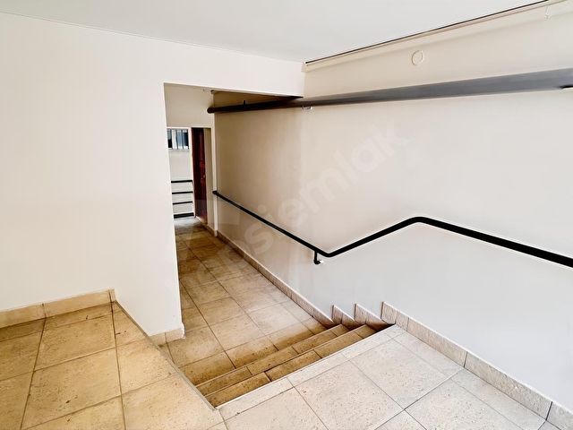 GOP KENNEDY CADDESİ 2+1 EŞYALI KİRALIK DAİRE - Görsel 3