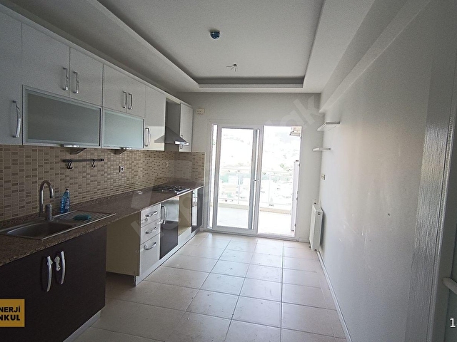 Yelken Parkta Deniz Manzaralı Kiralık 3+1 Lüks Daire - Görsel 3