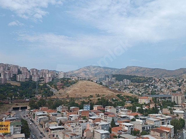 Yelken Parkta Deniz Manzaralı Kiralık 3+1 Lüks Daire - Görsel 6
