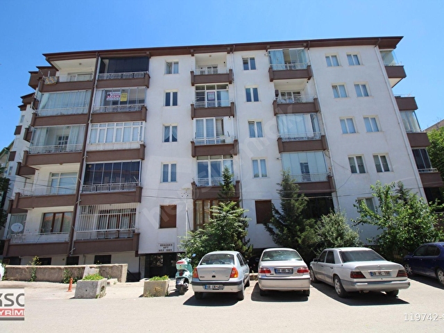 AKSARAY COĞLAKİ MAH.40 MLİK YOLCEPHELİ SATILIK 3+1 GENİŞ DAİRE