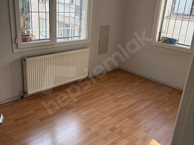 BORNOVA BÜYÜkPARK YANI ÜÇ ODA SALON DOĞALGAZLI SÜPER KONUMLU - Görsel 13