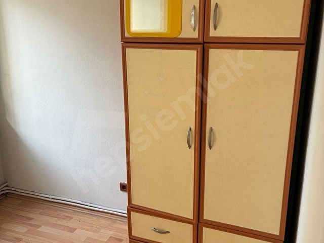 BORNOVA BÜYÜkPARK YANI ÜÇ ODA SALON DOĞALGAZLI SÜPER KONUMLU - Görsel 15