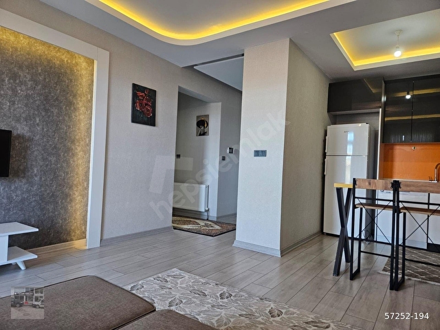 SİTEDE EŞYALI 1+1 GÜVENLİKLİ KİRALIK DAİRE - Görsel 2