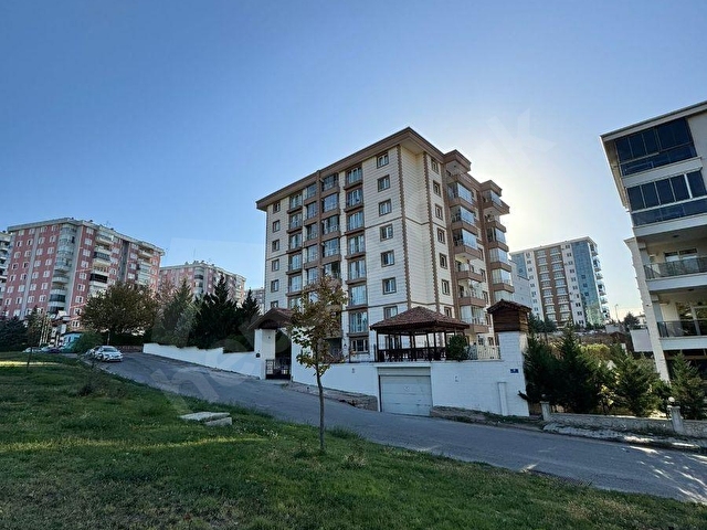 HAMİDİYE KONUTLARINDA KAPALI OTOPARKLI 4+1 KOMBİLİ SATILIK DAİRE - Görsel 6