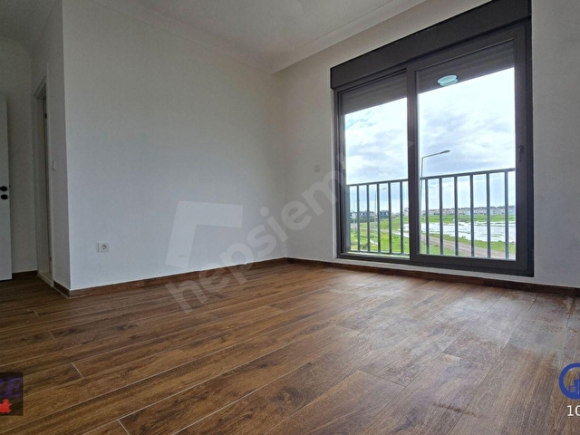 EvRE Emlaktan Küçükköyde Kiralık 2+1 Daire 3 Banyo & Wc - Görsel 2