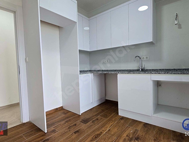 EvRE Emlaktan Küçükköyde Kiralık 2+1 Daire 3 Banyo & Wc - Görsel 11
